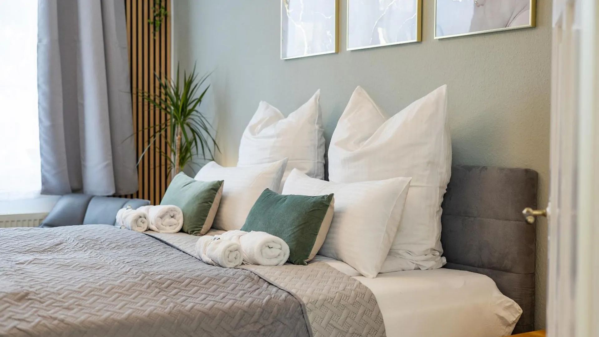 Apart21 - Exclusive Apartments In Central Location With Parking Ingolstadt 0*,